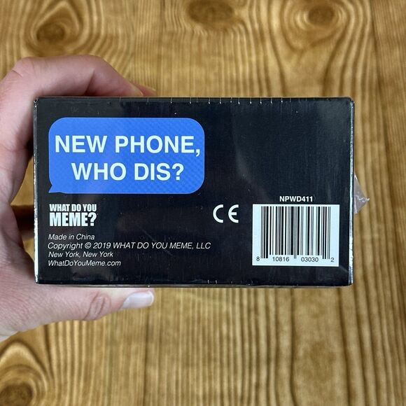 New Phone Who Dis?‎ Adult Party game from What do you Meme? Ages 17+ - Picture 6 of 6